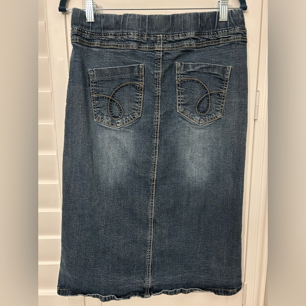 Jean Skirt - Picture 3 of 6